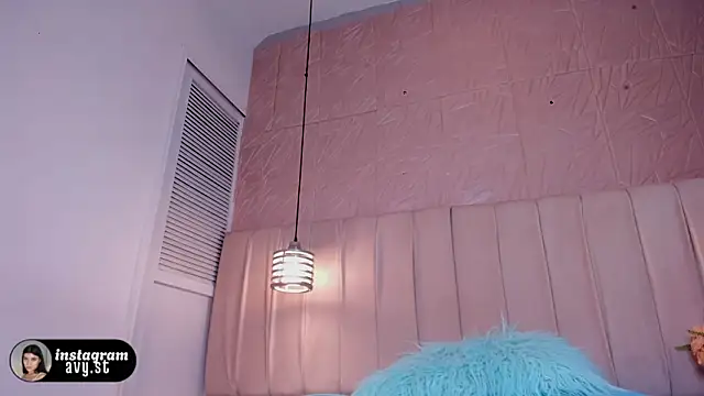 avy_st Chat XXX live