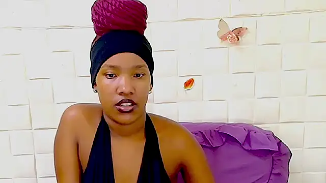 EroticSexyPrada Chat XXX live