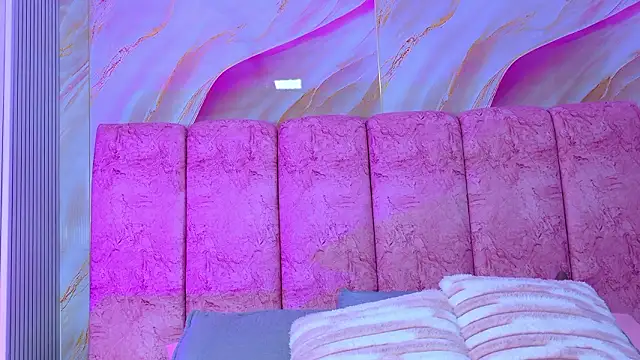 emmacurvy 라이브 XXX 채팅