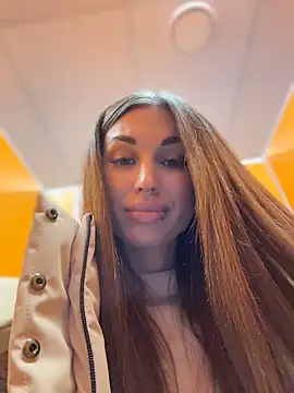 Charming_Ritta Chat XXX in diretta