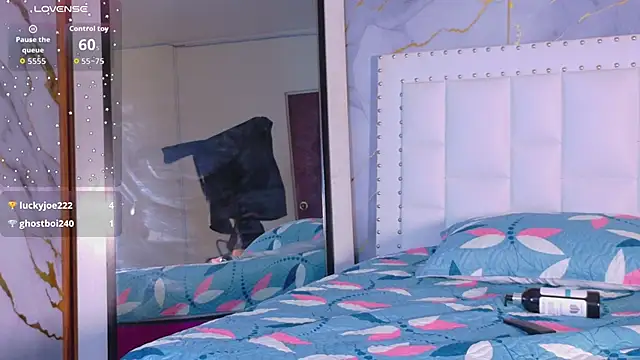 Živý XXX chat kinkylittlegirll