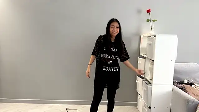 SweetMiaXO Adlı Modelin Canlı XXX Sohbeti