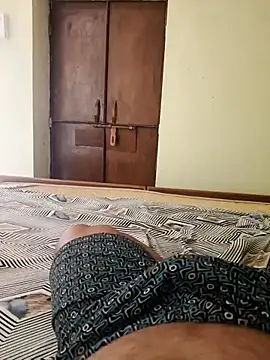 Desii_rockstarr 在線直播表演