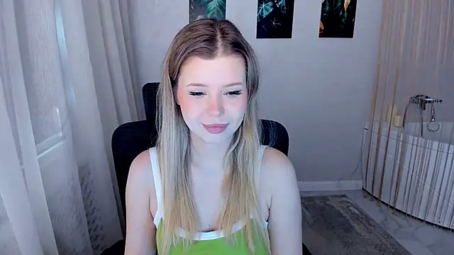 Živý XXX chat FollowLovee