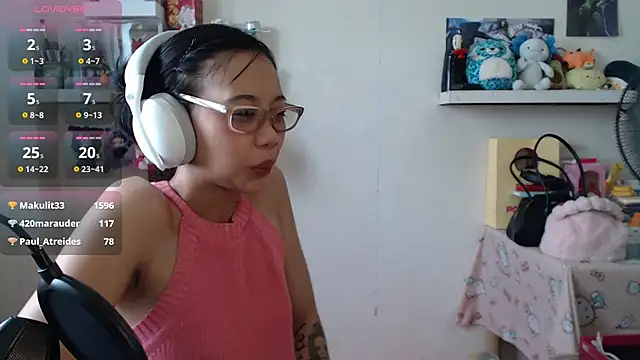 Chat +18 de GloryKulikowski ao vivo