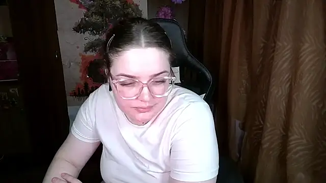 Chatroom XXX en direct de Teasing_Dora