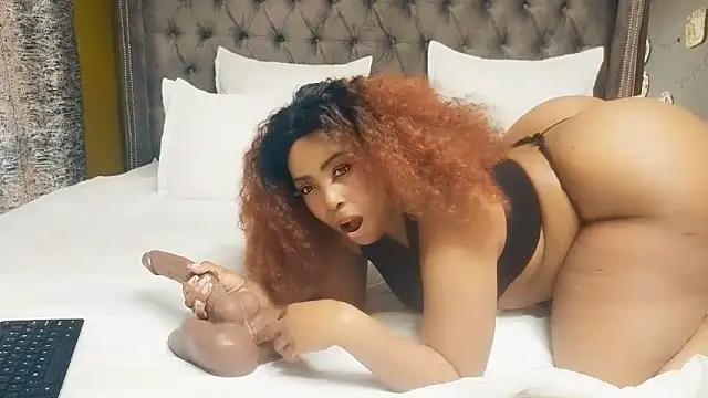 Chat XXX ao vivo de GiantBootyMilf