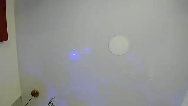 XXX chat uživo modela LittleeJaz