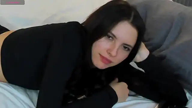 Онлайн чат XXX elise_robbie