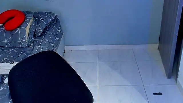 Kris_Khalifa69 Adlı Modelin Web Kamerası Şovu