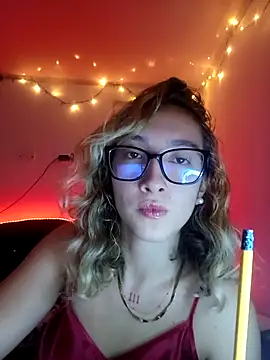 Laurenn_Sweet Chat XXX in diretta