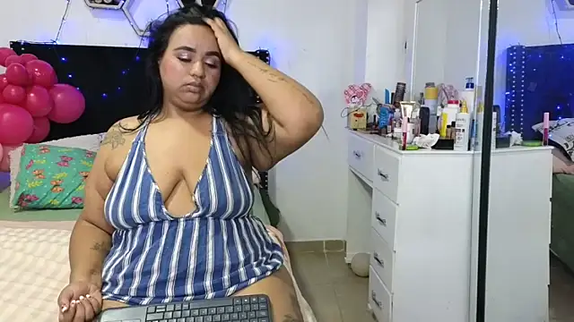 charlotte_077のライブXXXチャット