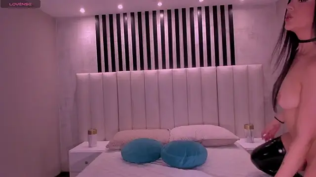 SussyBellX লাইভ XXX চ্যাট