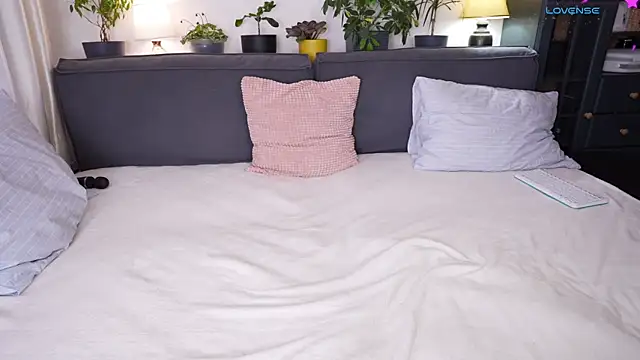 Lily_minxn Live XXX chat