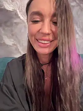 Emma_Catt élő XXX-chatje