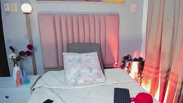 Zamira_Taylor 现场XXX聊天