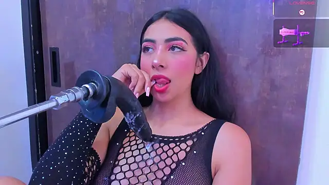 Chat XXX ao vivo de cherry_skinny_