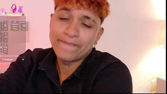 Chat XXX ao vivo de DominickJoness