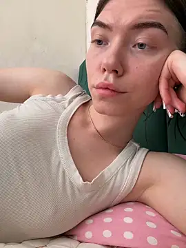 دردشة Lisaaa_Alisa الجنسية المباشرة