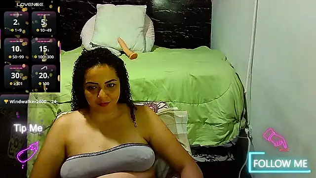 دردشة _naughty_milf الجنسية المباشرة