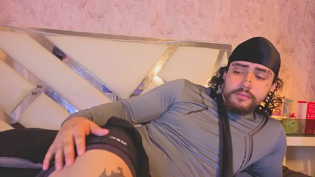 Benny_and_Mark's Live XXX Chat