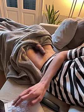 cloudybboy: вебкам-шоу