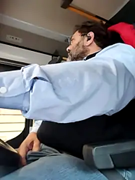 Necroforo: διαδικτυακό σόου στην κάμερα