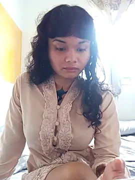 عرض كام estradiolist