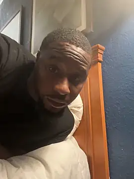 Stressreliever82 Chat XXX live