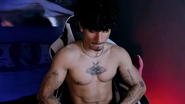 Chat +18 de Thomas_Fit1 ao vivo