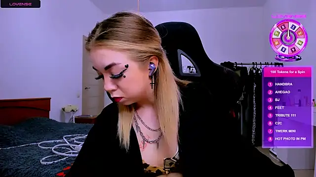 littleSiyfairy Adlı Modelin Canlı XXX Sohbeti