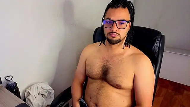 Chat +18 de Ernesto-Rodriguez82 ao vivo