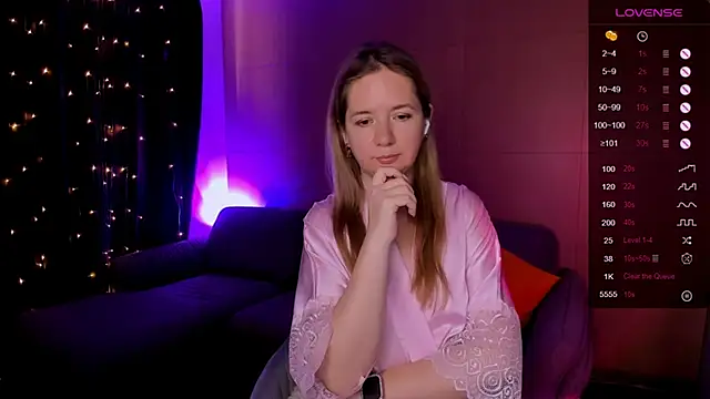 Evaa_Grey Adlı Modelin Canlı XXX Sohbeti