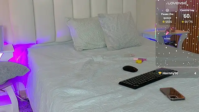 Chat +18 de Cameron_Boys_ ao vivo