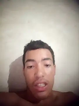 Chat +18 de Big-DickHot ao vivo