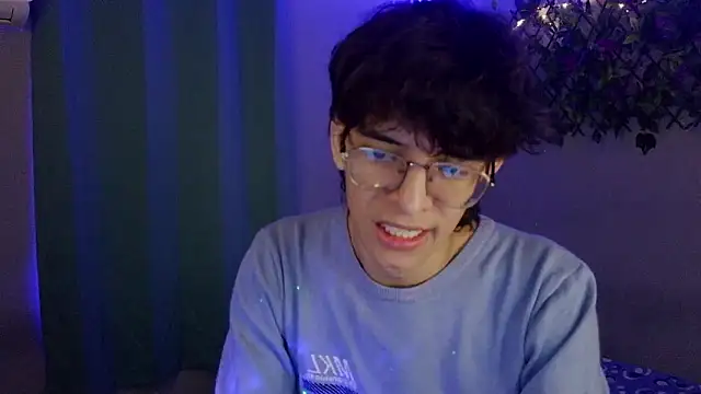 Chat +18 de noah_millerx ao vivo