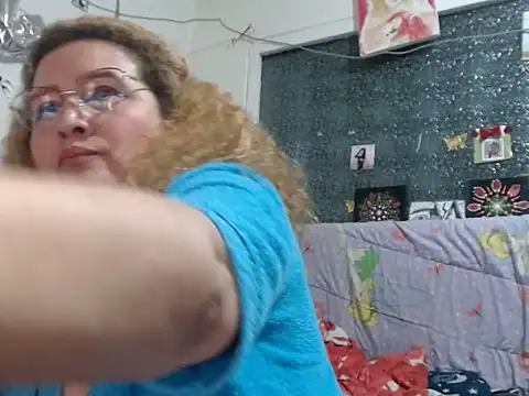 Perla1981-- Chat XXX live