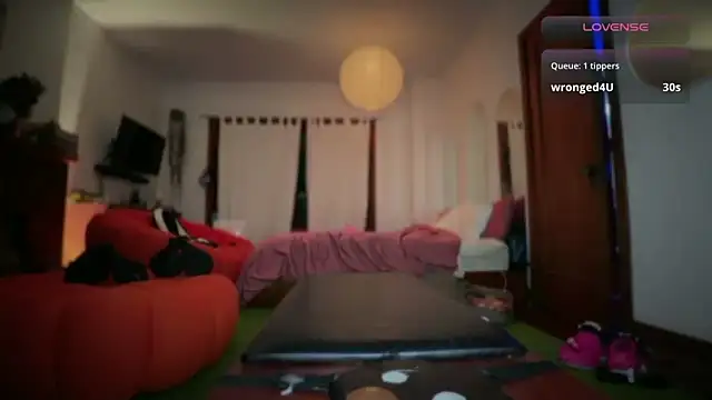 Chat XXX en directo de GennaJames