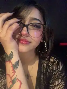 Chat XXX ao vivo de LilithMonette