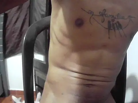 AlbertBigCock: διαδικτυακό σόου στην κάμερα