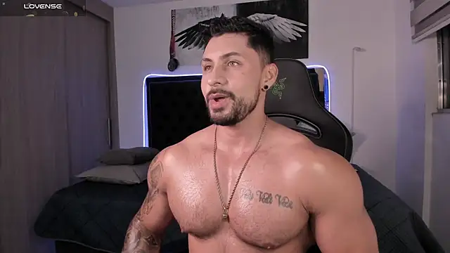 santi_aesthetic: απευθείας συνομιλία ΧΧΧ