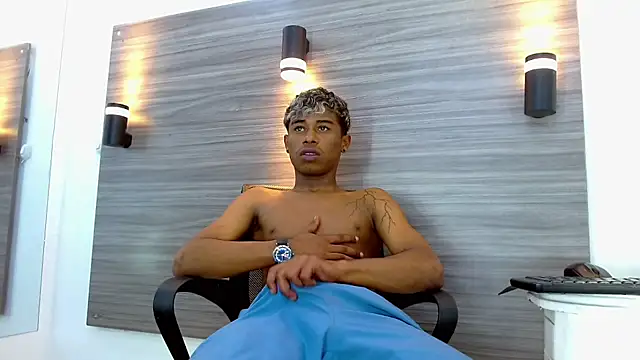 TonnyMarck: απευθείας συνομιλία ΧΧΧ