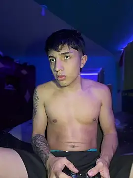 dirtydickkk élő XXX-chatje