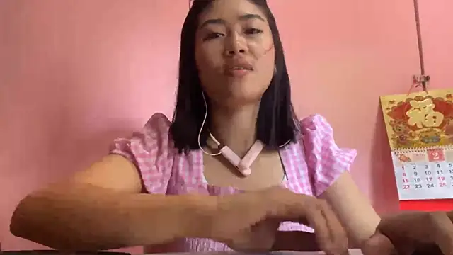 IndiraBrieger: онлайн-секс-чат