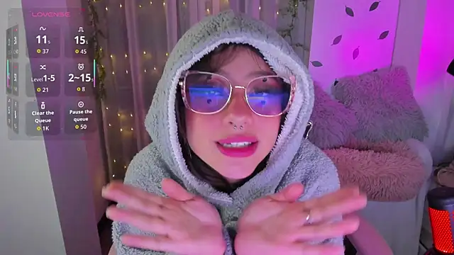 Chat +18 de Aquamarinebubble ao vivo