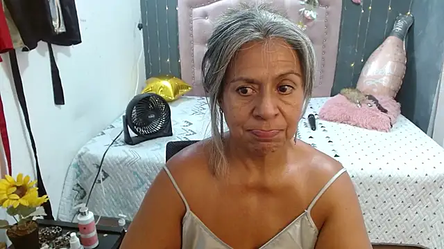 lalisha_96: онлайн-секс-чат