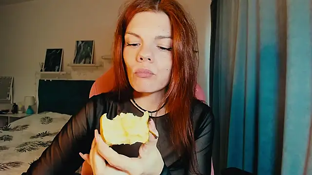 AlysaNightmoon 即時 XXX 聊天