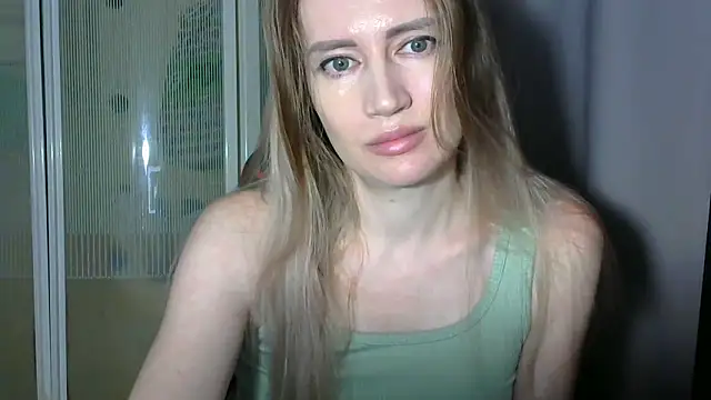 JessFoxxx – Naživo XXX chat