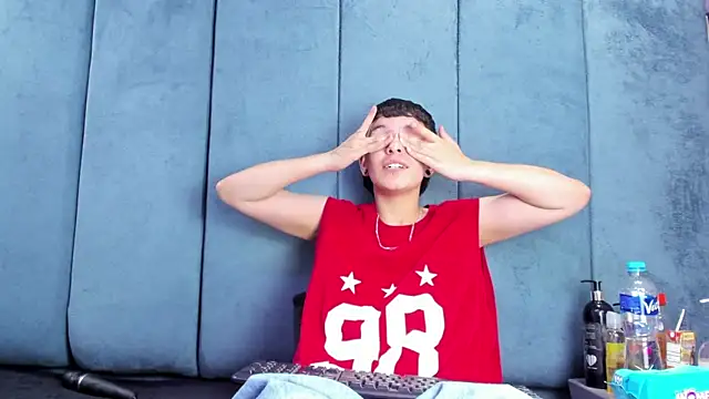 XXX chat uživo modela Megan_Thompson_