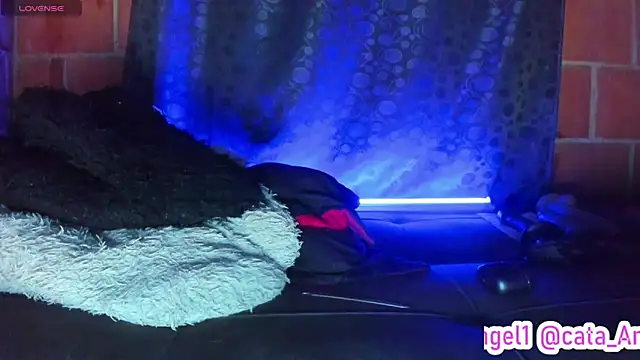 Živý XXX chat Cata-angel